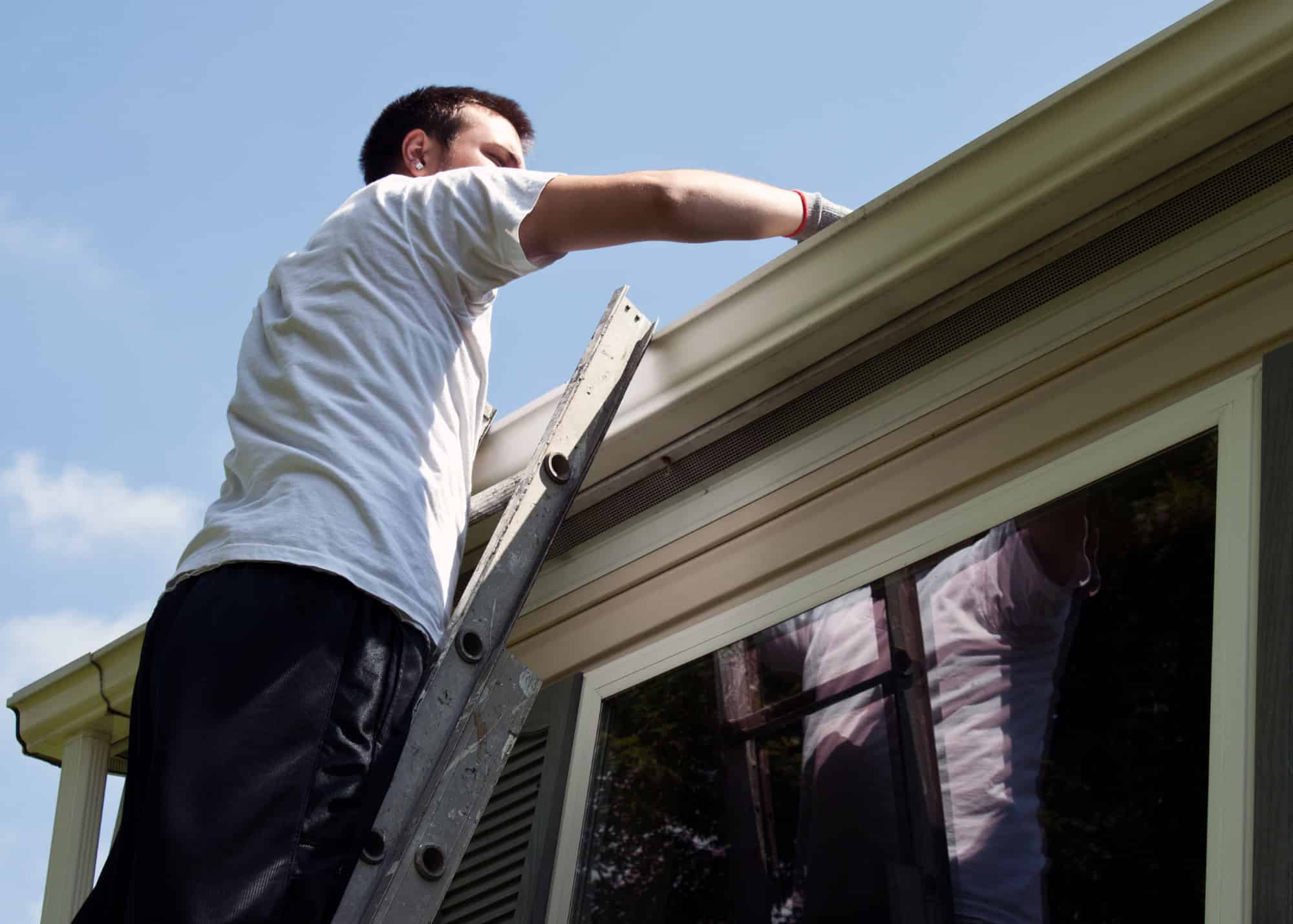 gutter cleaning and downpipe cleaning
